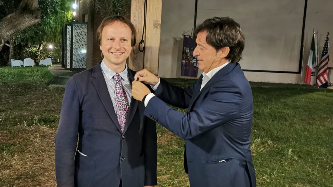 Charter night e passaggio campana